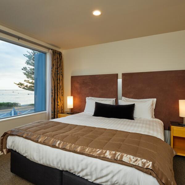 3 102 waves at kaikoura holiday homes 1577918714