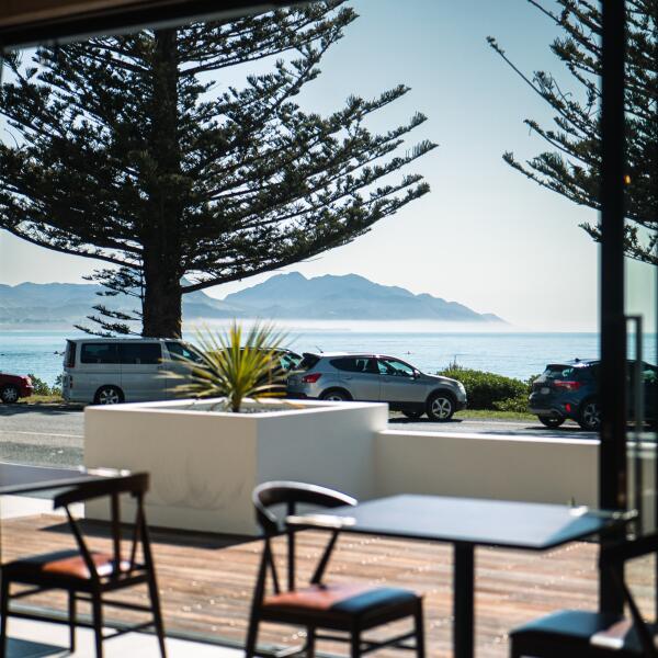 Hiku Restaurant 3