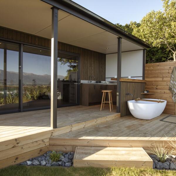 Clifftop Cabin 2