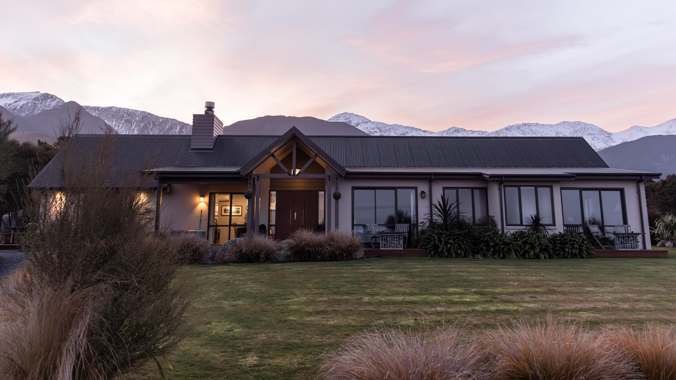 HERO Manakau Lodge cropped for website
